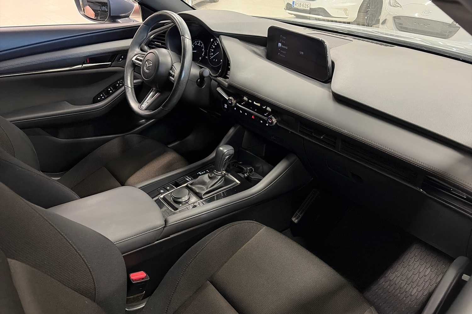 Mazda 3 vaihtoauto