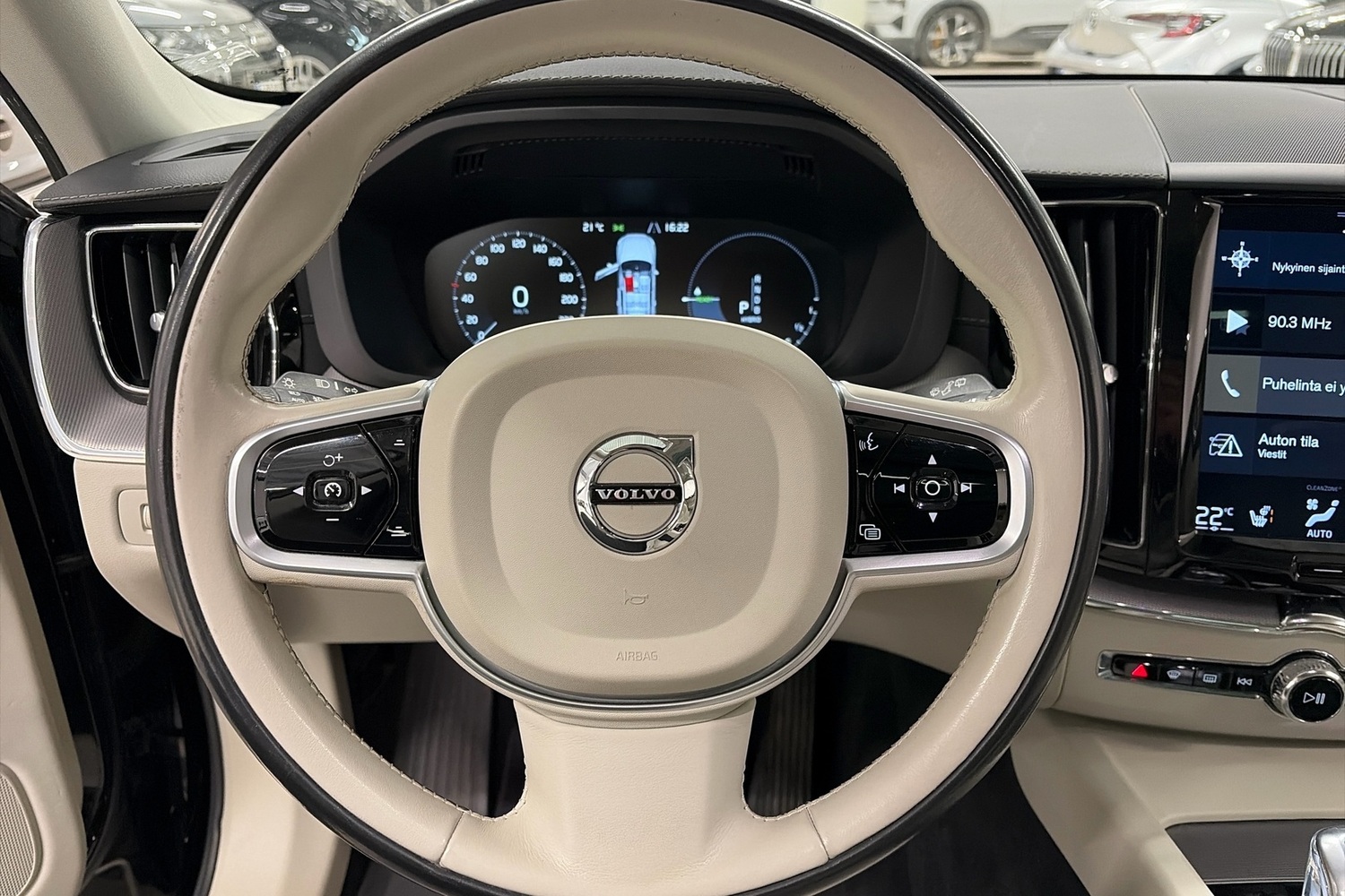 Volvo XC60 vaihtoauto