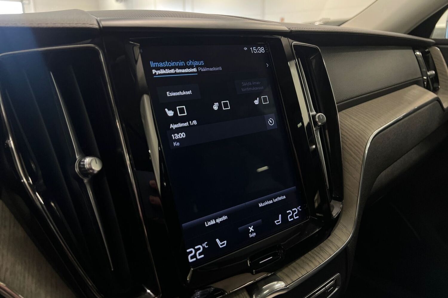 Volvo XC60 vaihtoauto