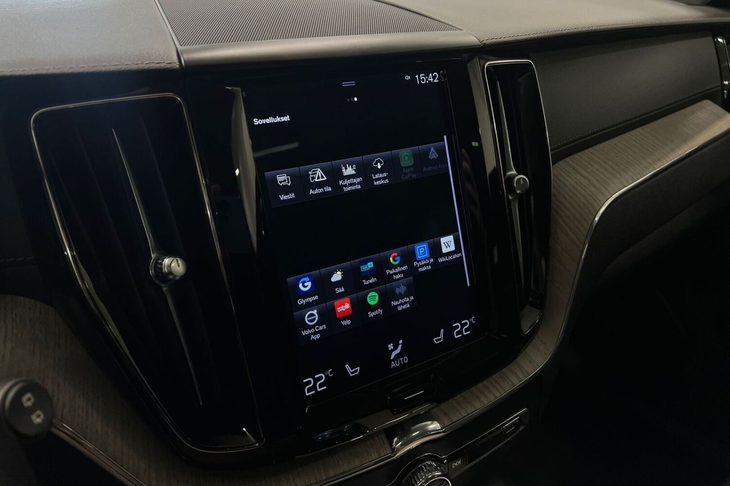 Volvo XC60 vaihtoauto