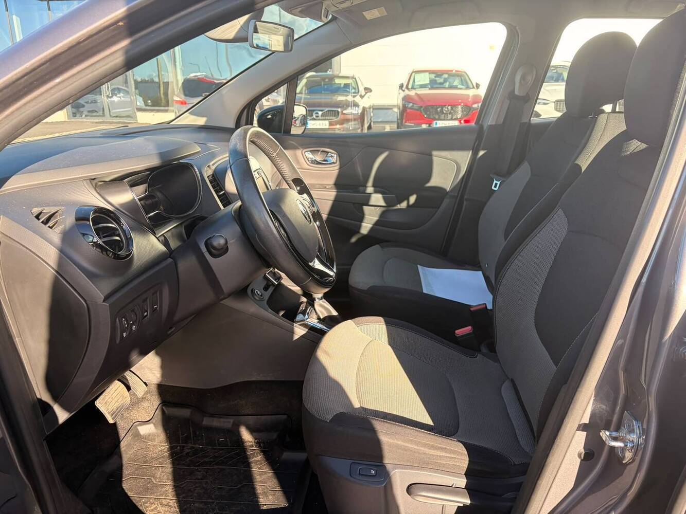 Renault Captur vaihtoauto