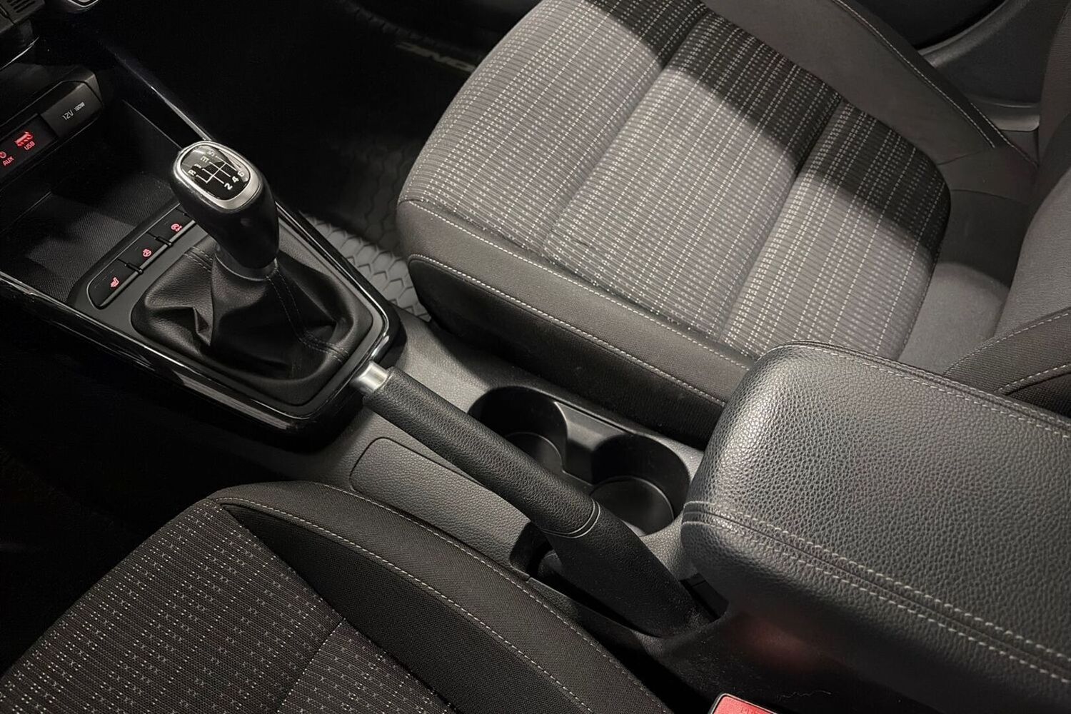 Kia Stonic vaihtoauto