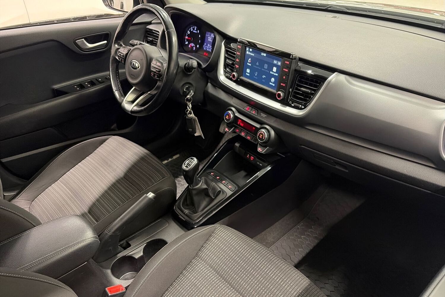 Kia Stonic vaihtoauto