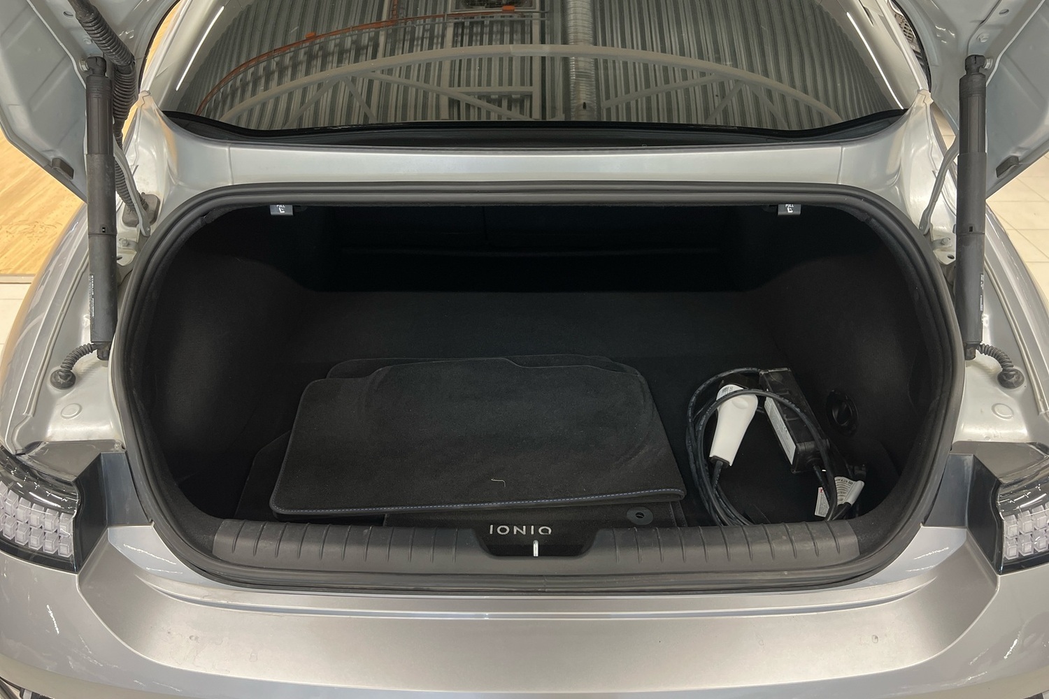 Hyundai IONIQ 6 vaihtoauto