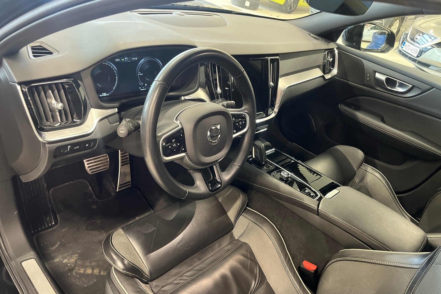 Volvo V60 vaihtoauto