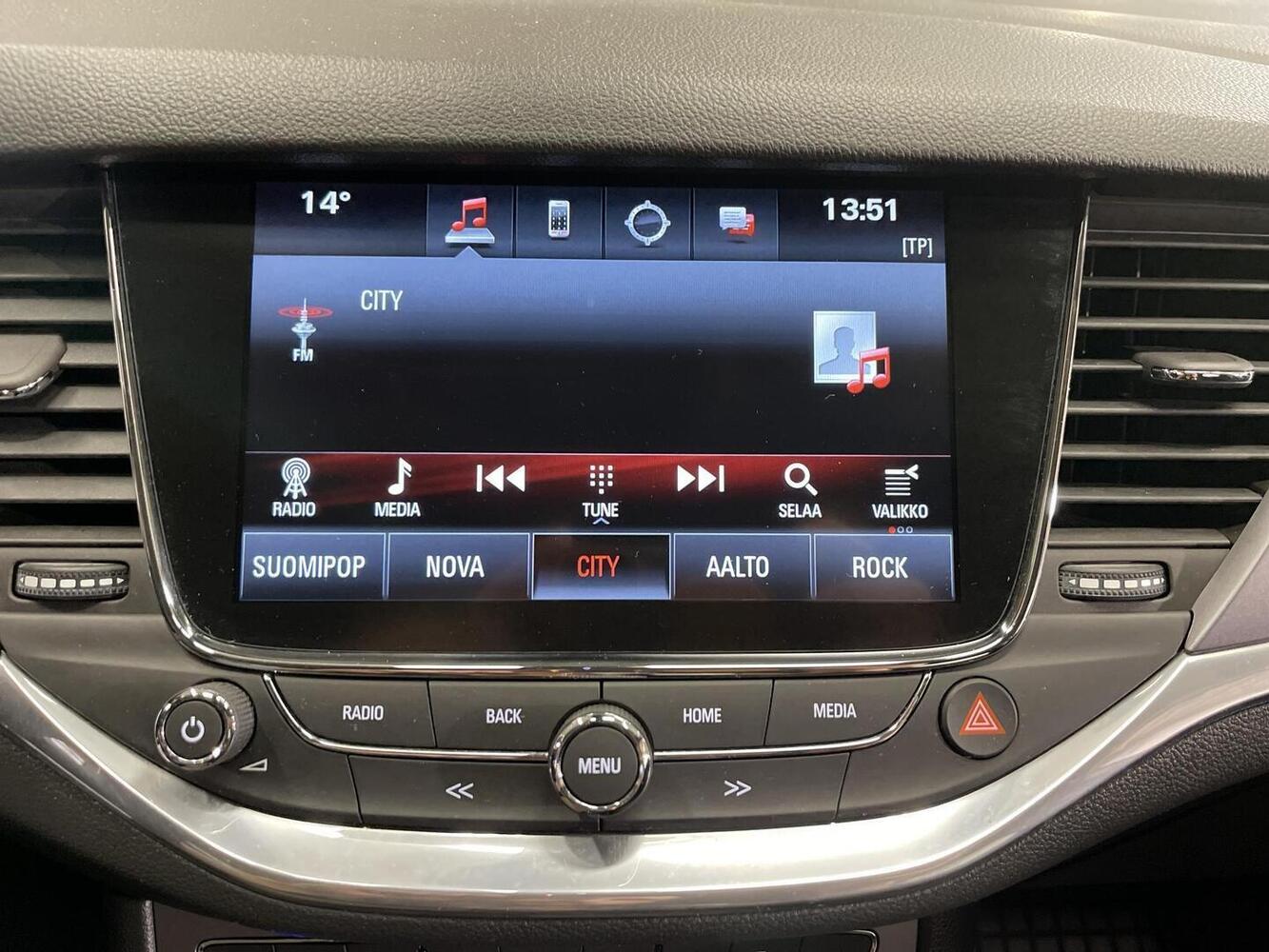 Opel Astra vaihtoauto