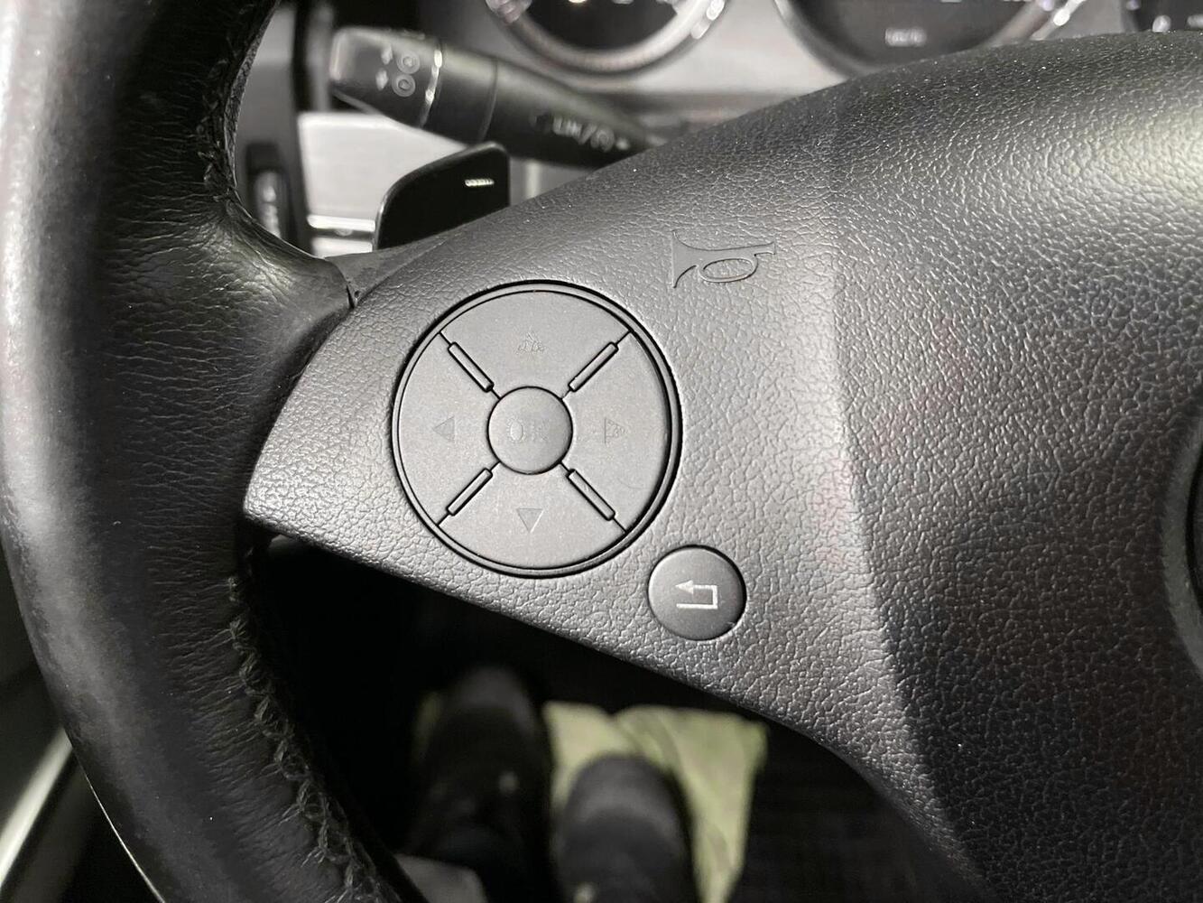 Mercedes-Benz GLK vaihtoauto