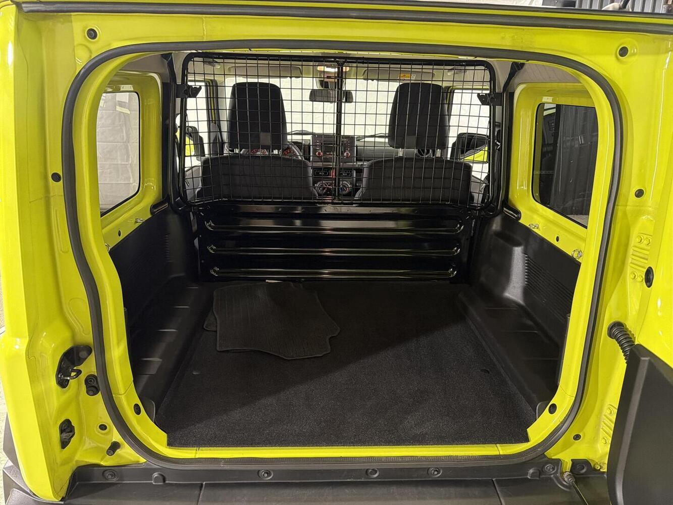 Suzuki Jimny vaihtoauto
