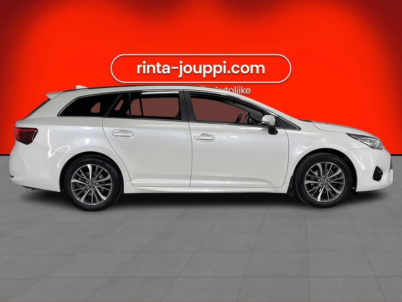Toyota Avensis vaihtoauto