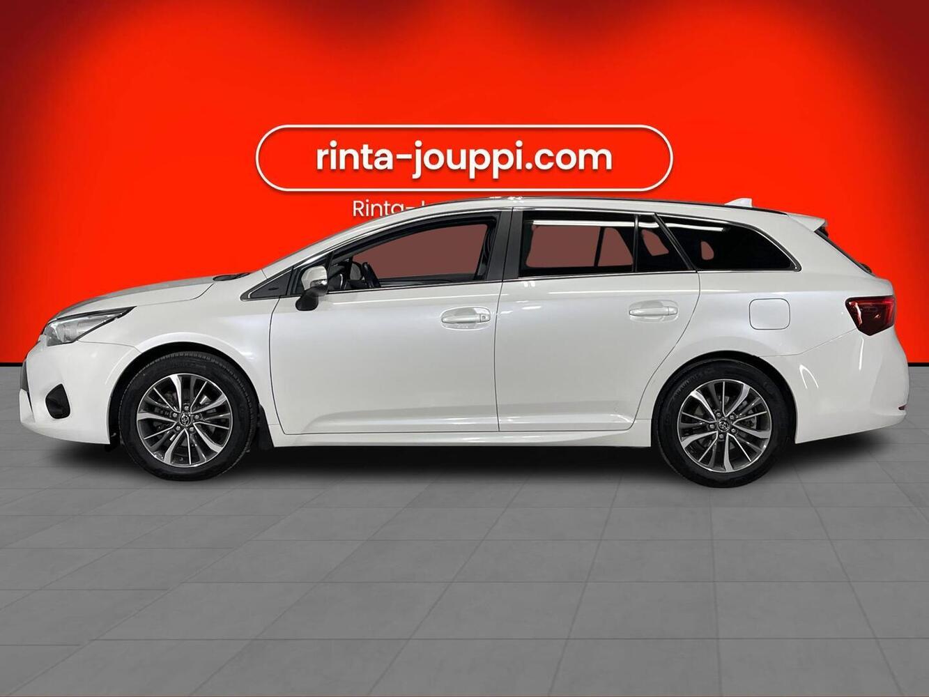 Toyota Avensis vaihtoauto