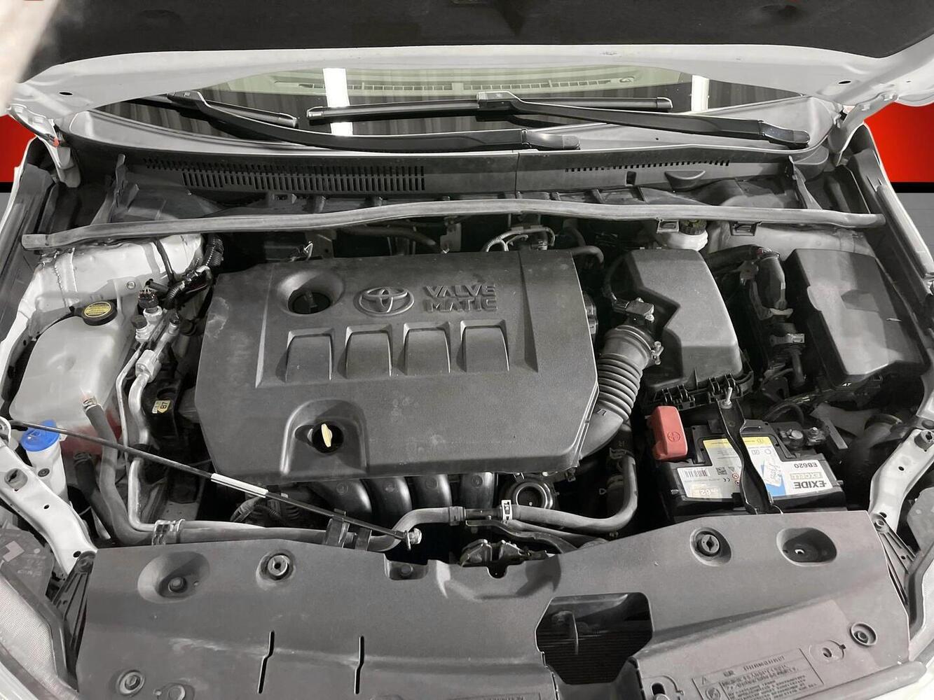 Toyota Avensis vaihtoauto