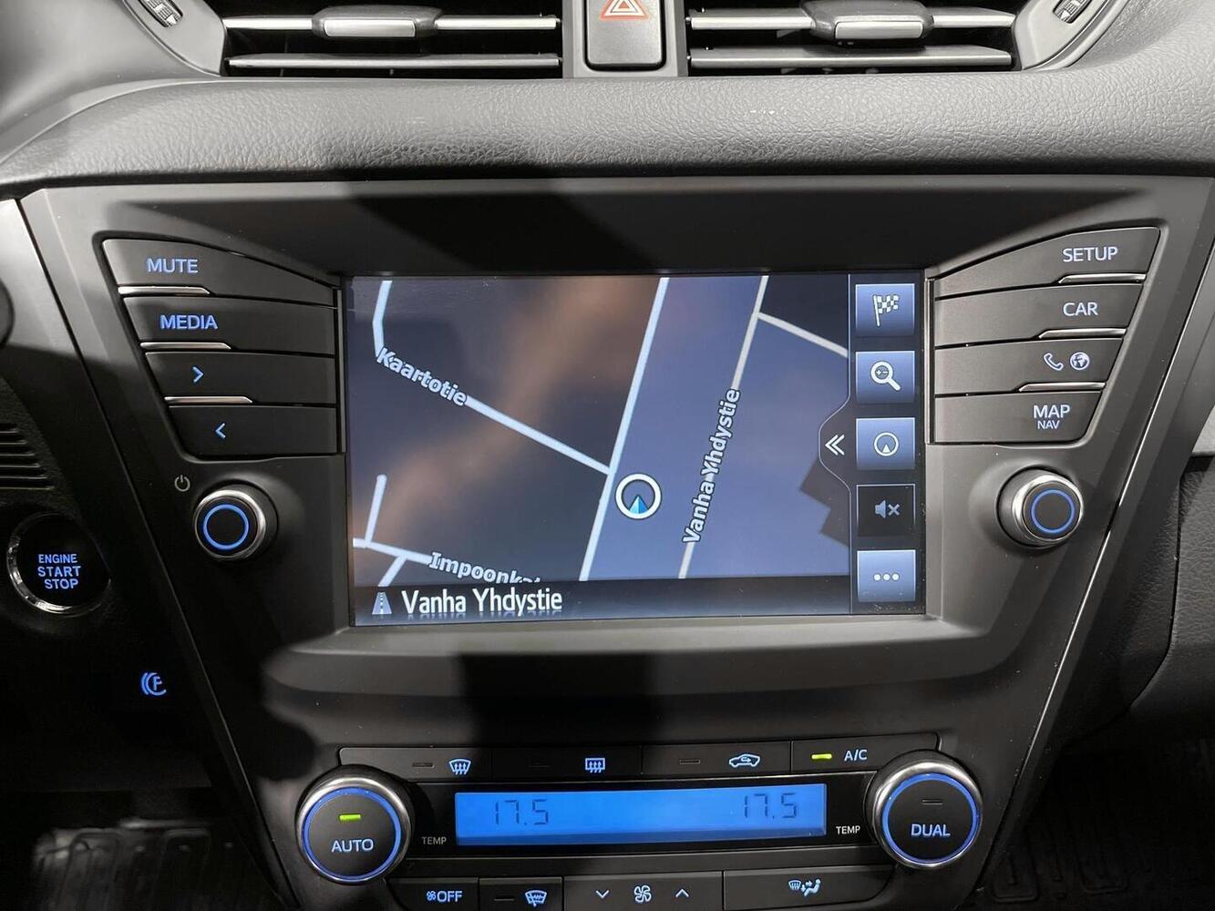Toyota Avensis vaihtoauto
