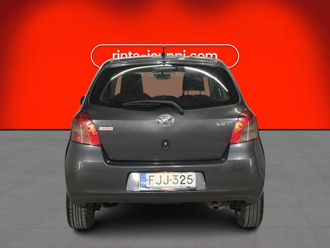 Toyota Yaris vaihtoauto