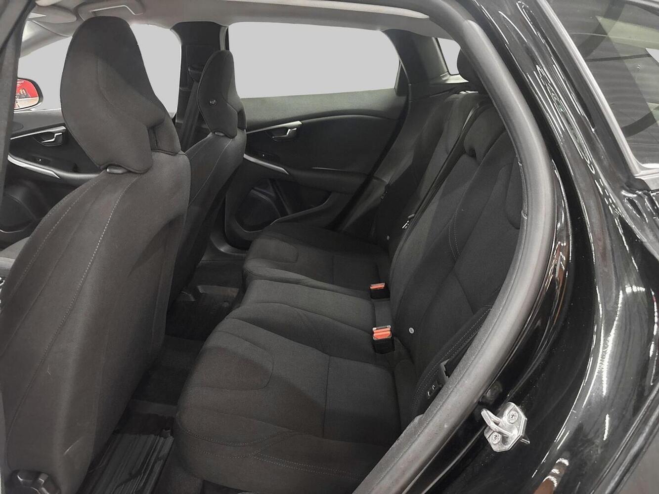 Volvo V40 vaihtoauto