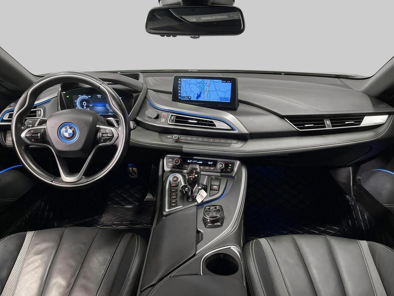 BMW i8 vaihtoauto