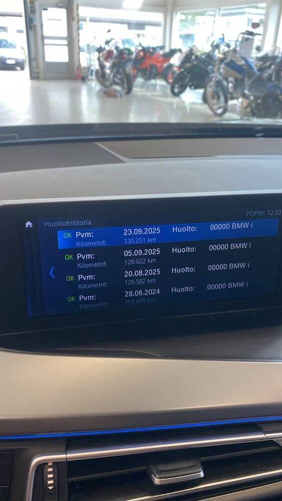 BMW i8 vaihtoauto