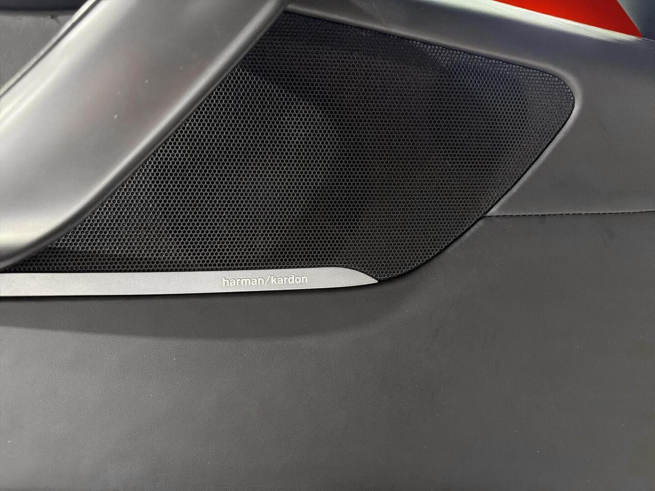 BMW i8 vaihtoauto