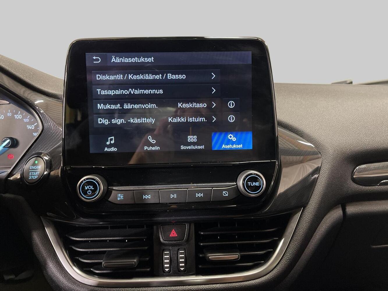 Ford Fiesta vaihtoauto