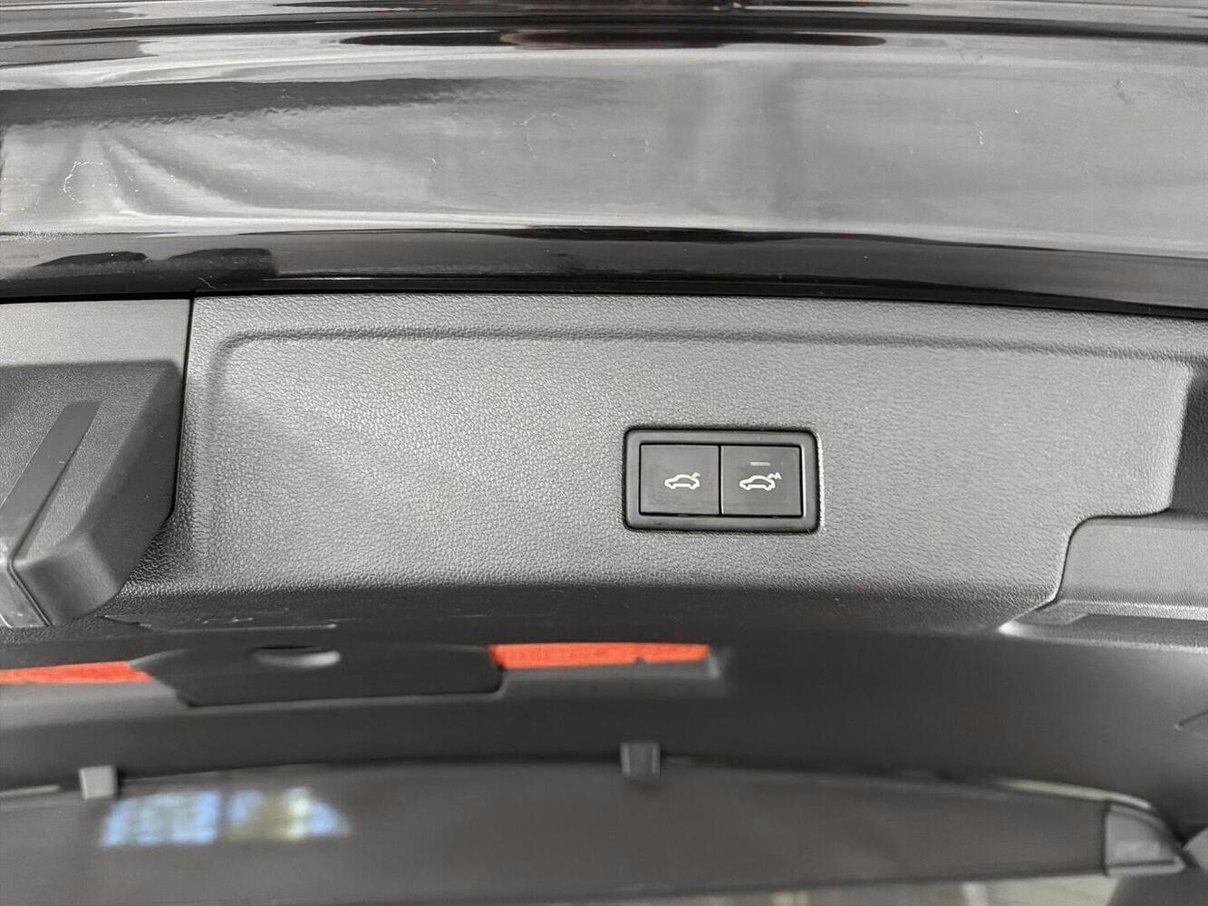 Volkswagen Touareg vaihtoauto