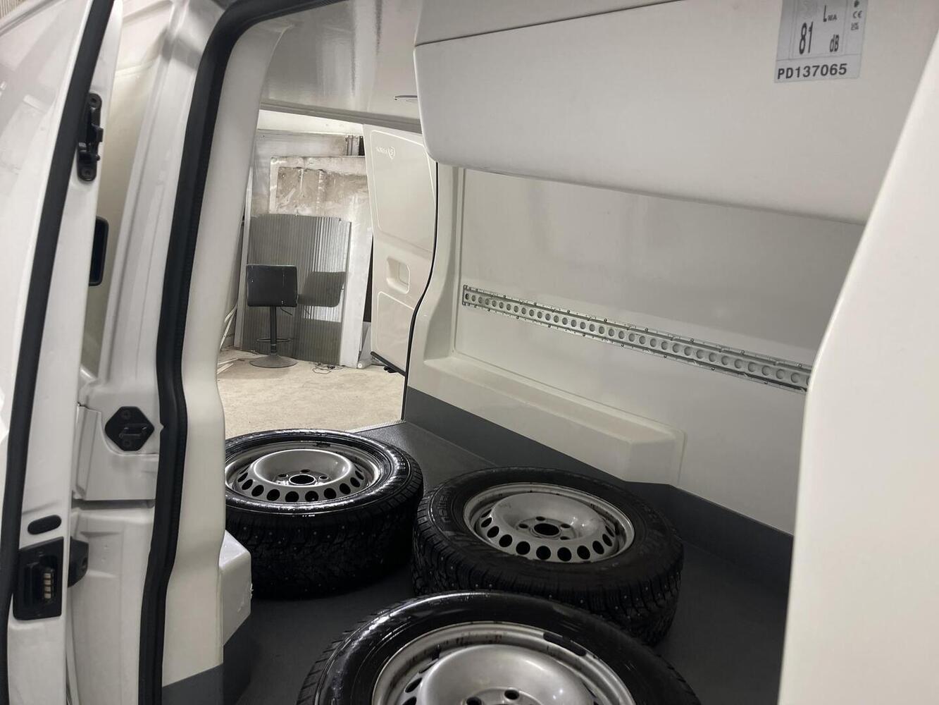 Volkswagen Transporter vaihtoauto