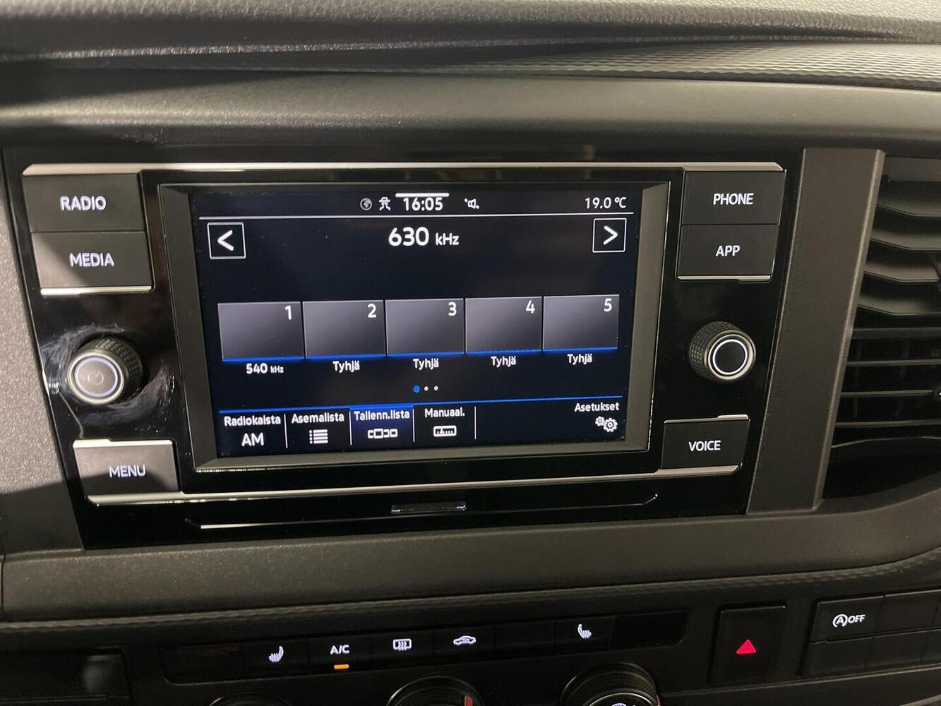 Volkswagen Transporter vaihtoauto