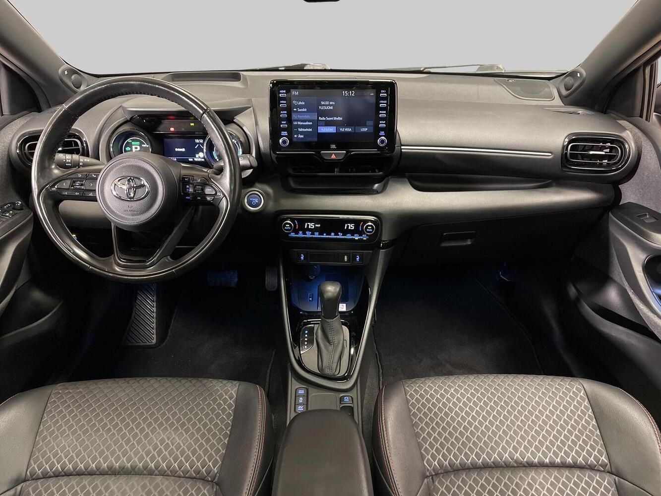 Toyota Yaris vaihtoauto