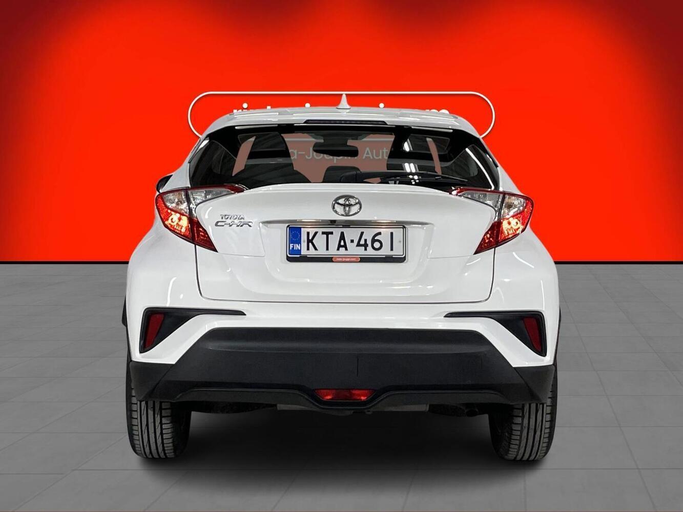 Toyota C-HR vaihtoauto