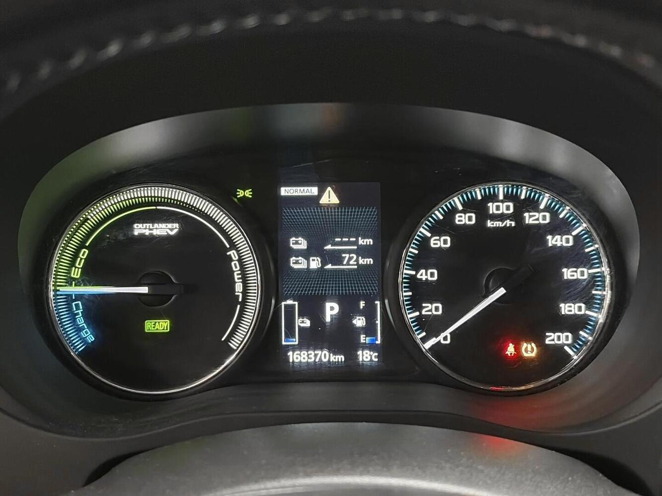 Mitsubishi Outlander PHEV vaihtoauto