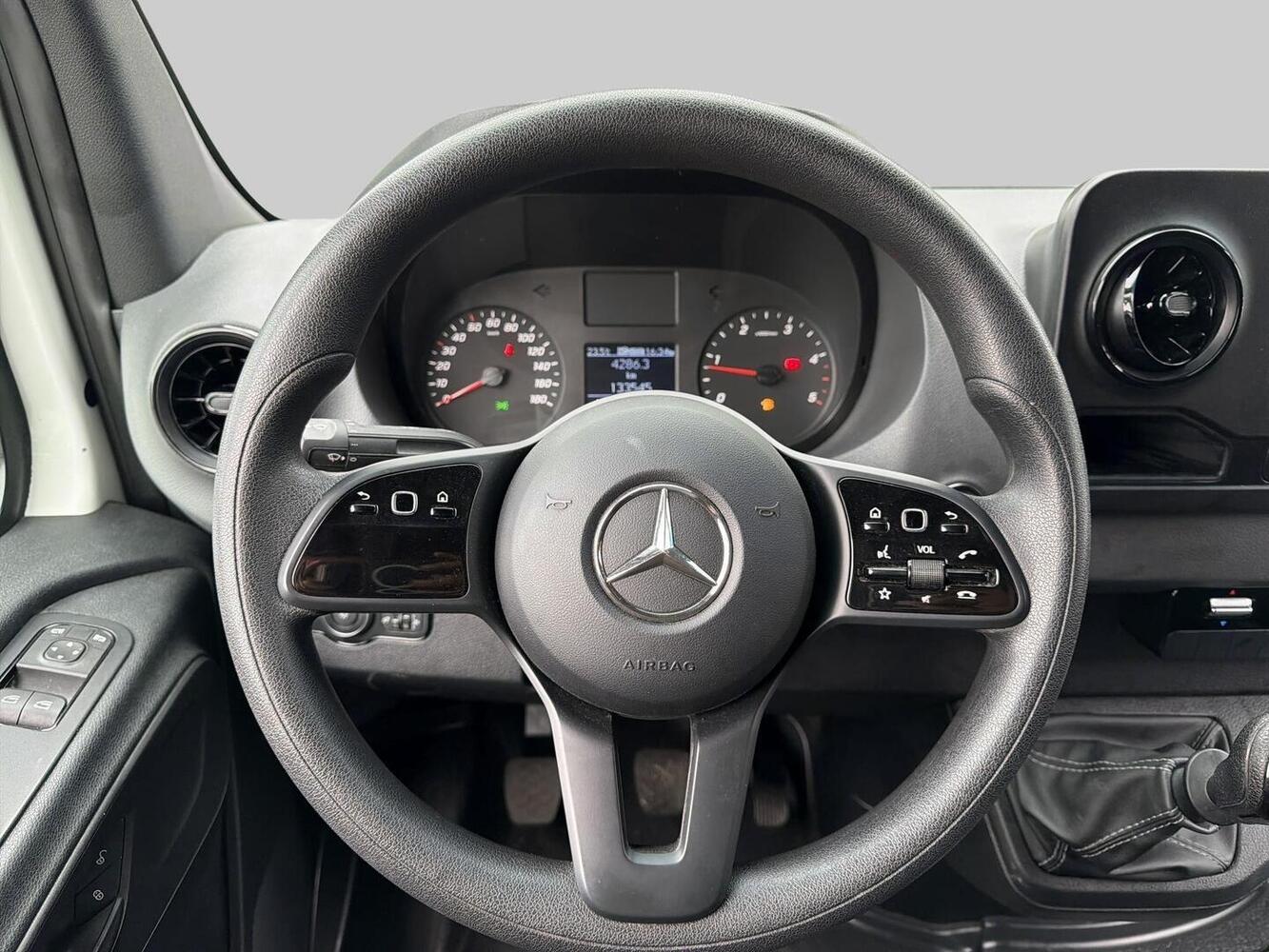 Mercedes-Benz Sprinter vaihtoauto