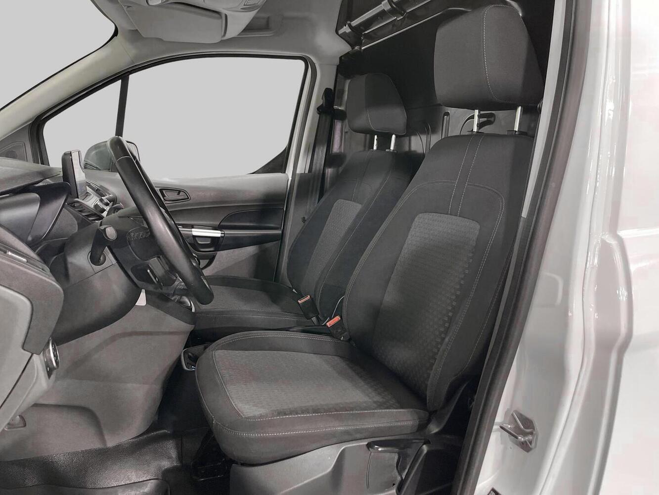 Ford Transit Connect vaihtoauto