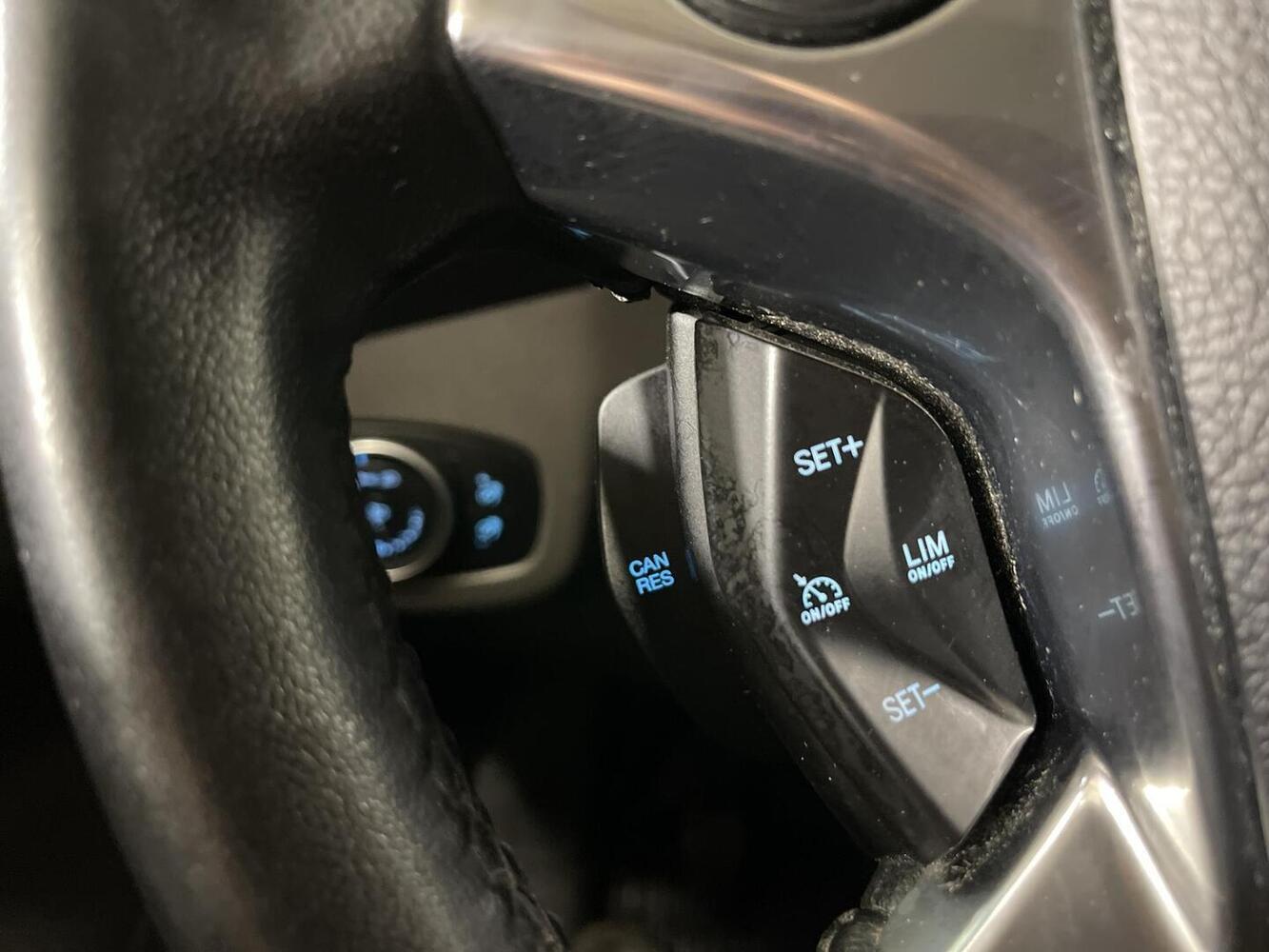 Ford Transit Connect vaihtoauto