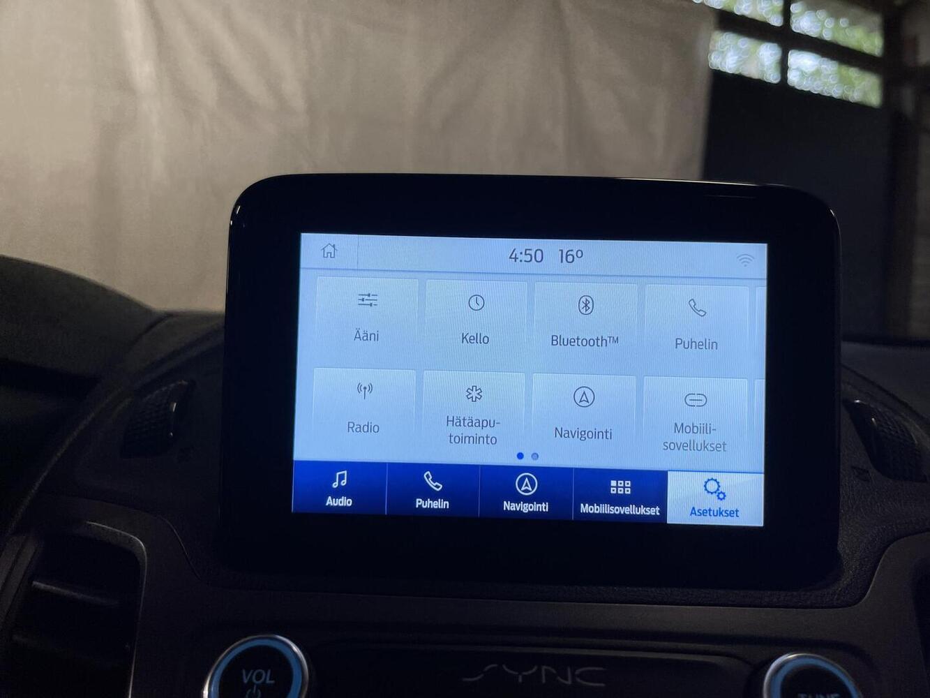 Ford Transit Connect vaihtoauto