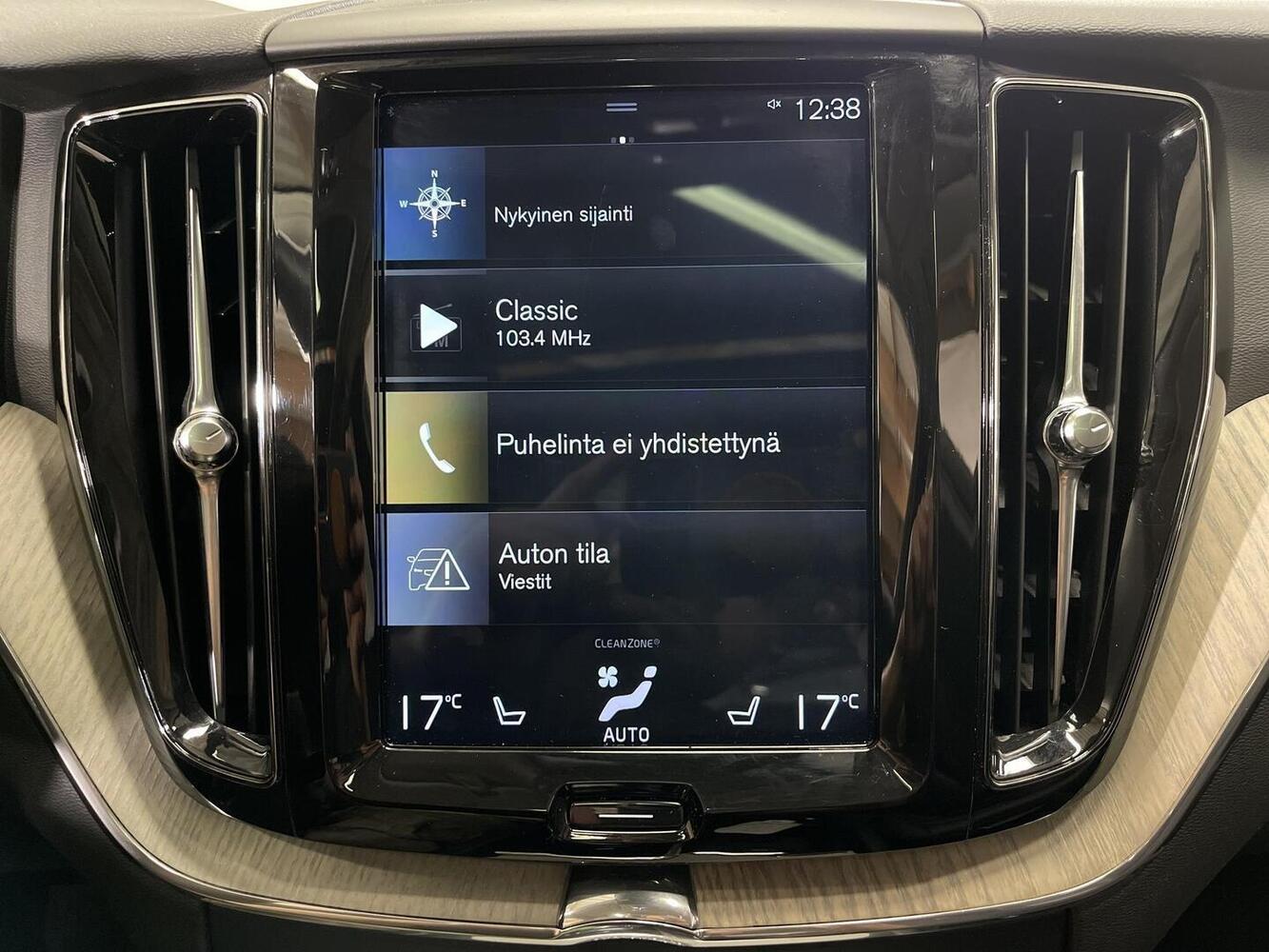 Volvo XC60 vaihtoauto