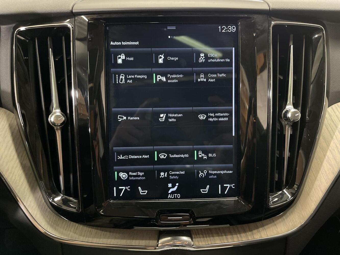 Volvo XC60 vaihtoauto
