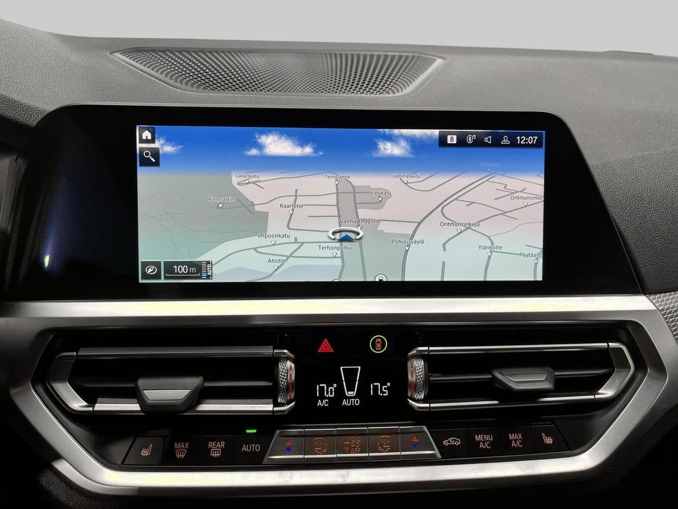 BMW 330 vaihtoauto