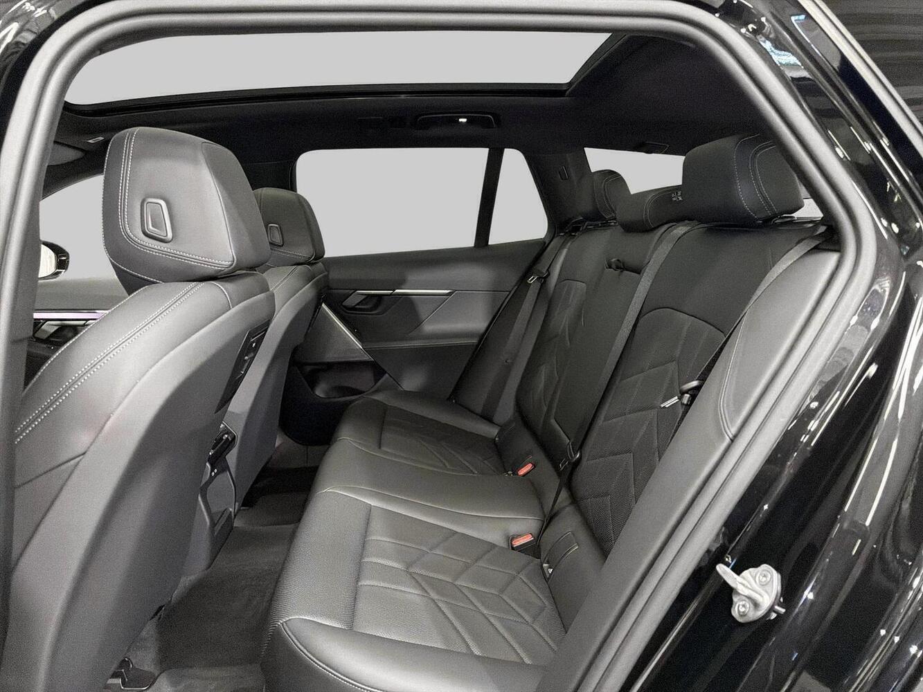 BMW i5 vaihtoauto