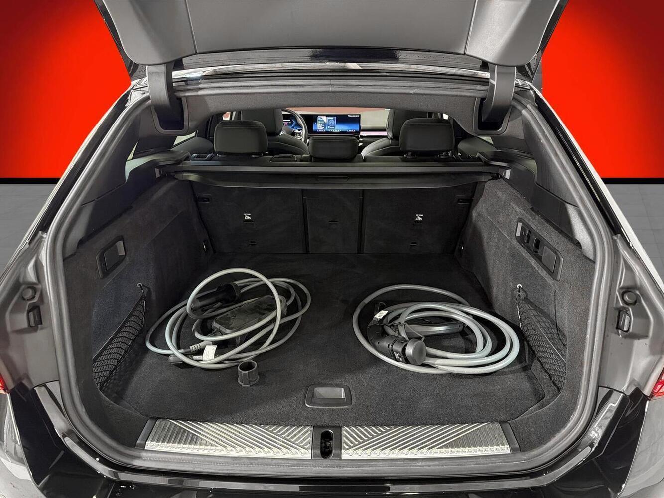 BMW i5 vaihtoauto