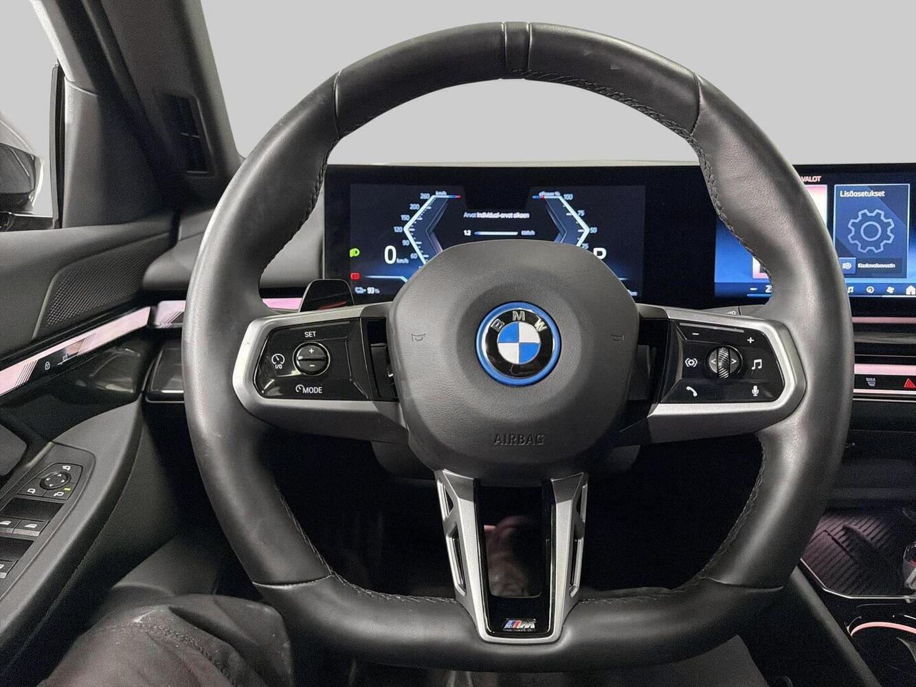BMW i5 vaihtoauto