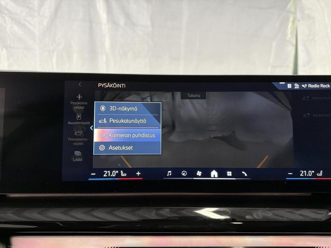 BMW i5 vaihtoauto