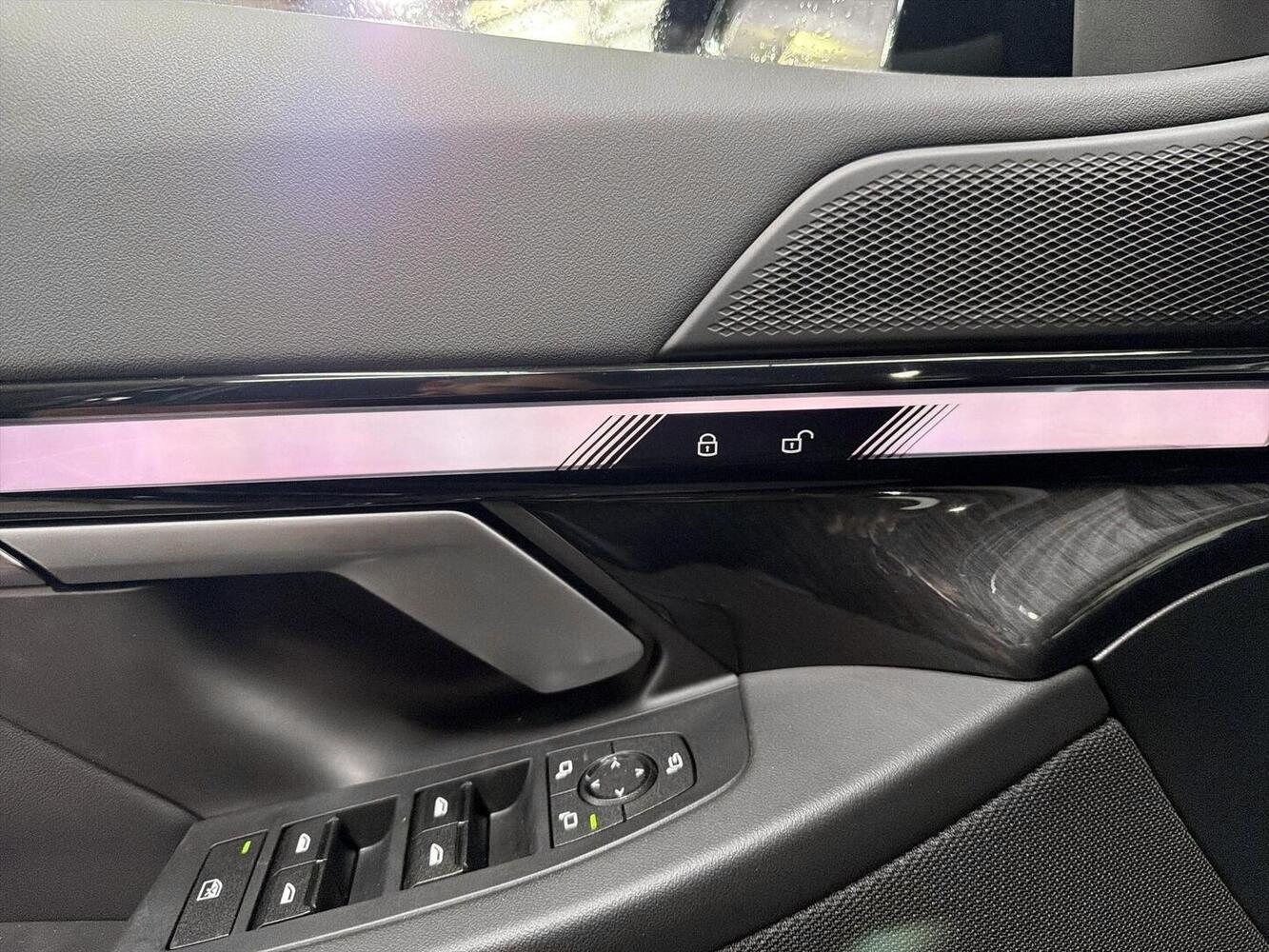 BMW i5 vaihtoauto