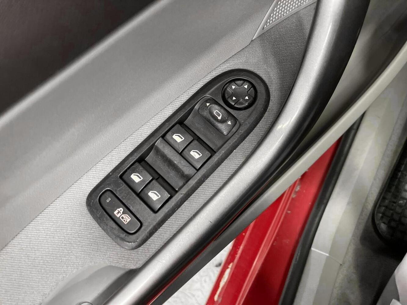 Peugeot 308 vaihtoauto