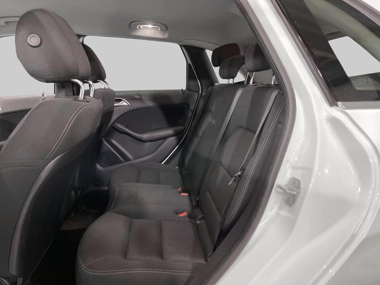 Mercedes-Benz B vaihtoauto