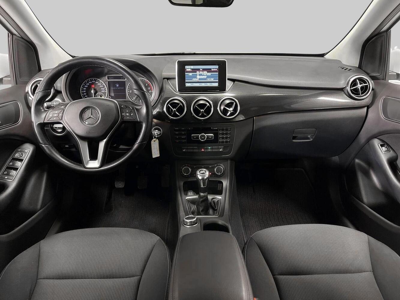 Mercedes-Benz B vaihtoauto