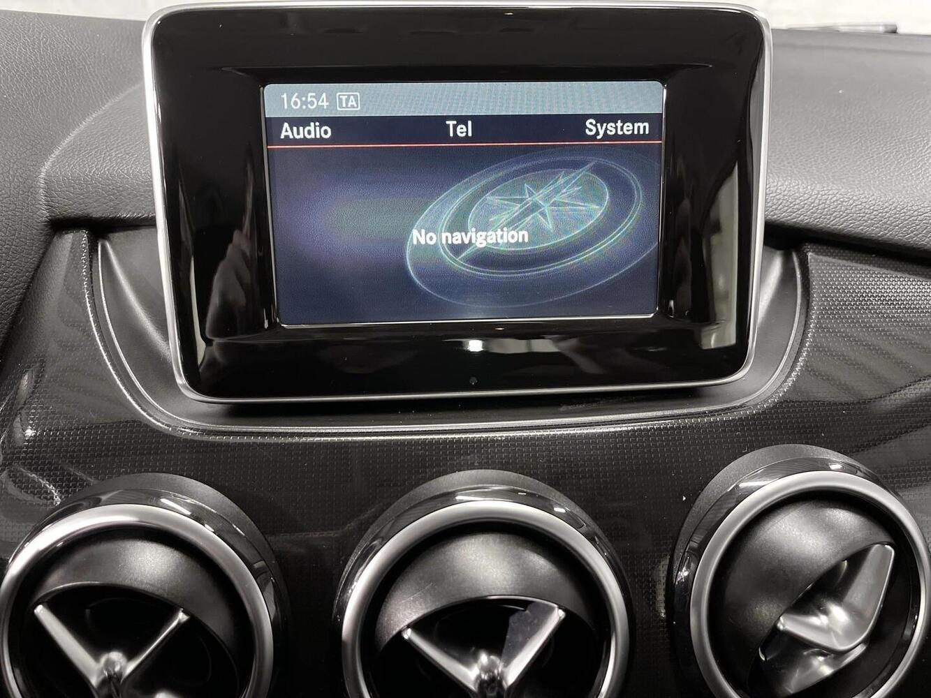 Mercedes-Benz B vaihtoauto