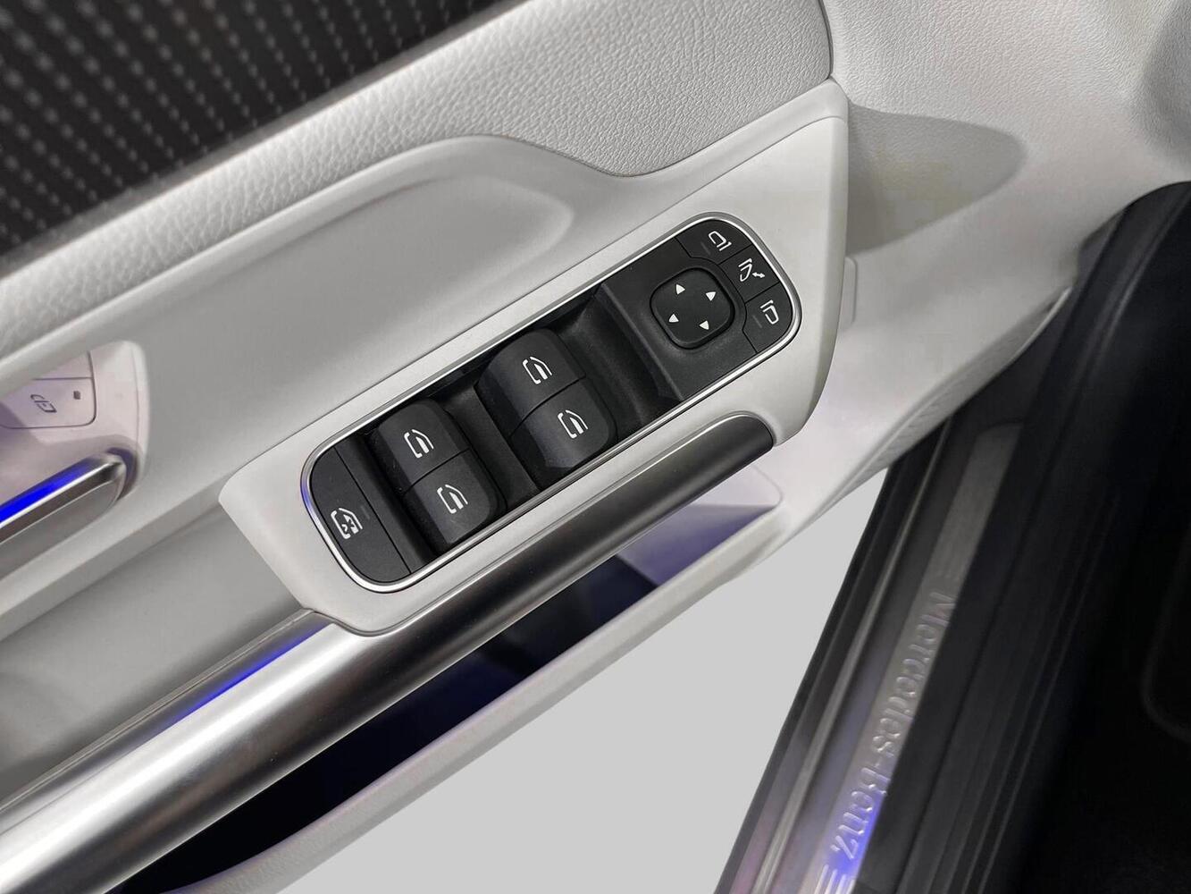 Mercedes-Benz EQA vaihtoauto