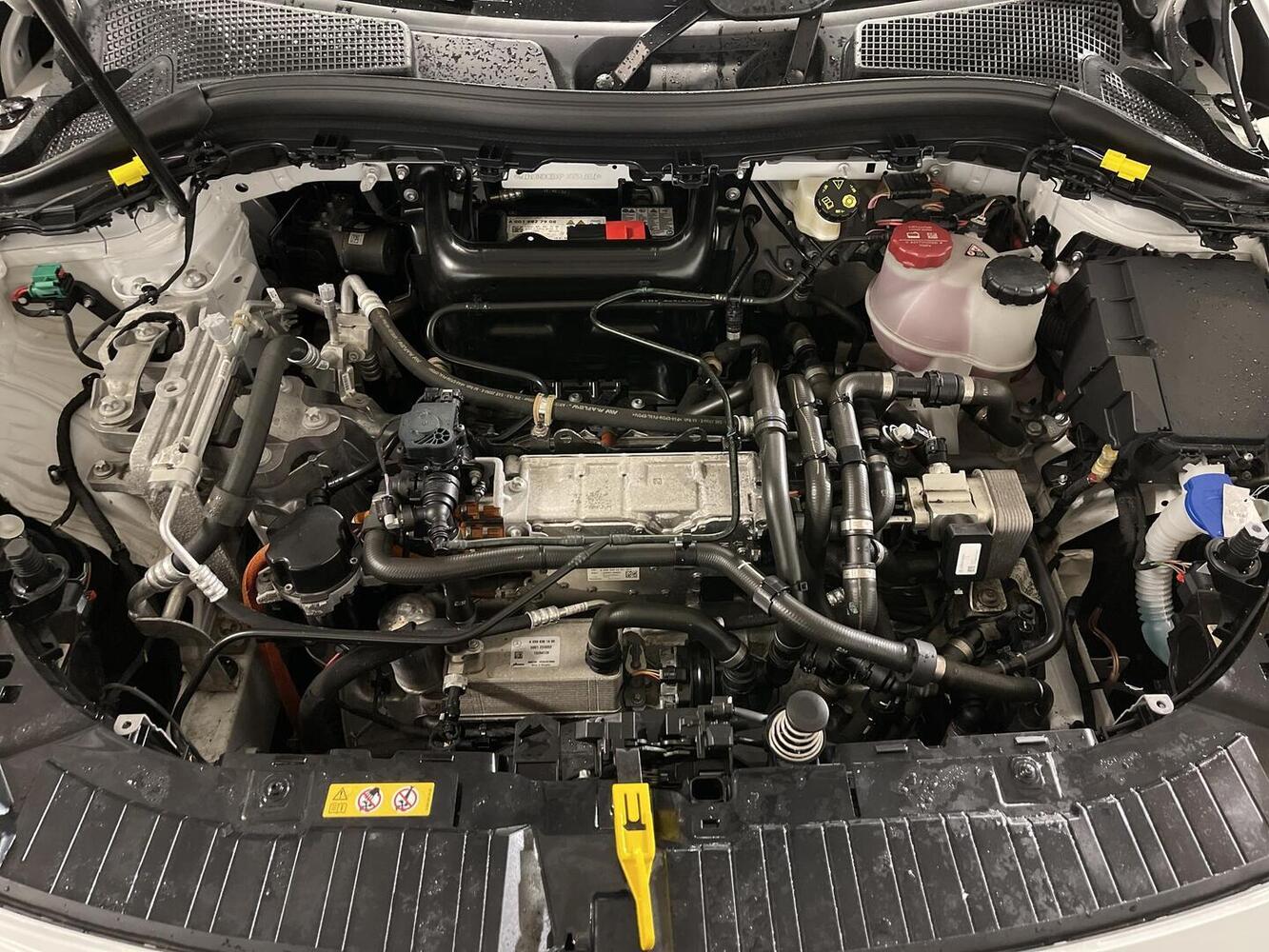Mercedes-Benz EQA vaihtoauto