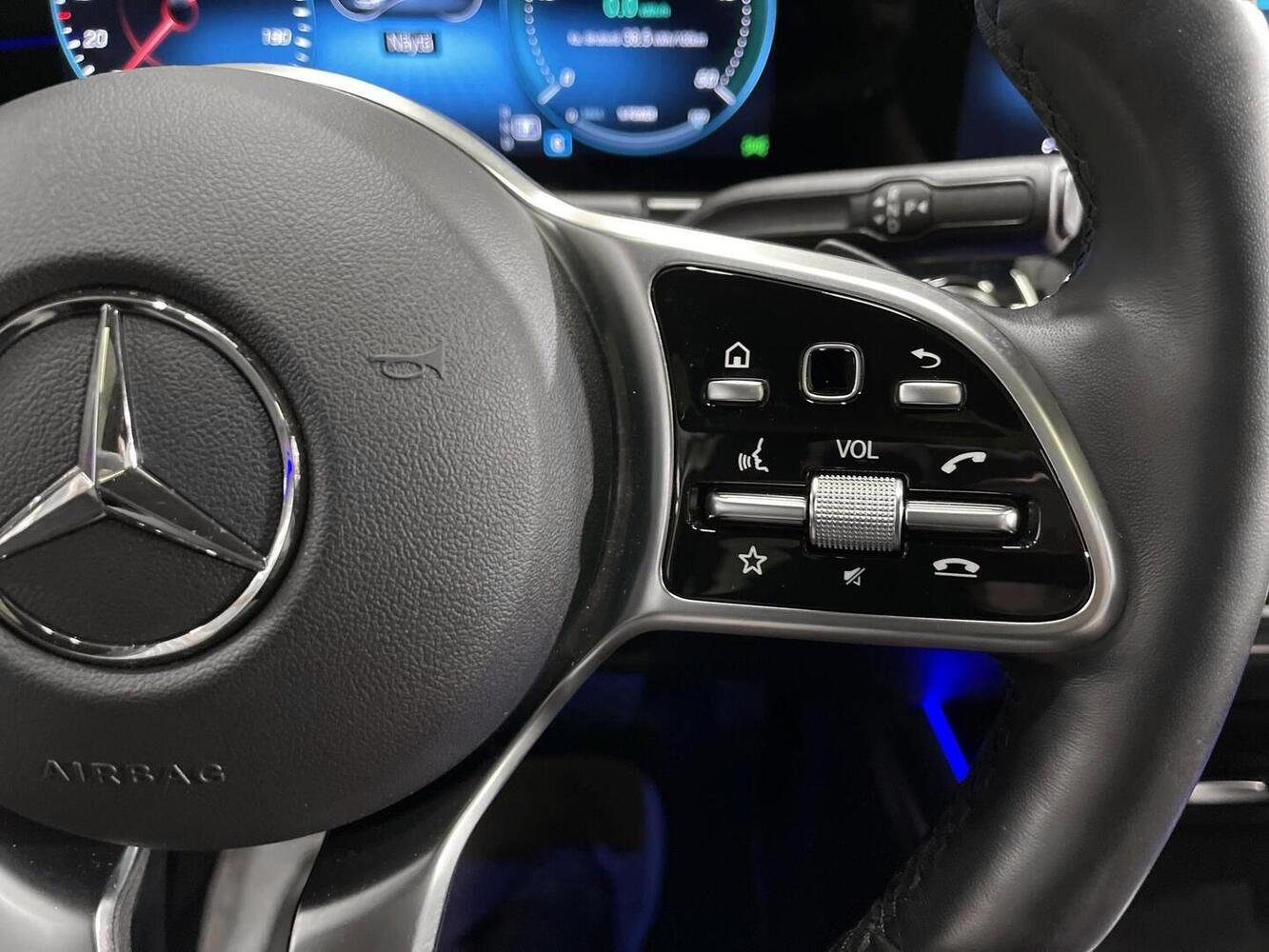 Mercedes-Benz EQA vaihtoauto
