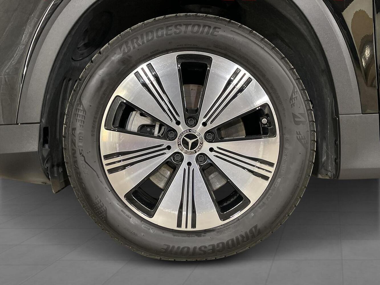 Mercedes-Benz EQB vaihtoauto