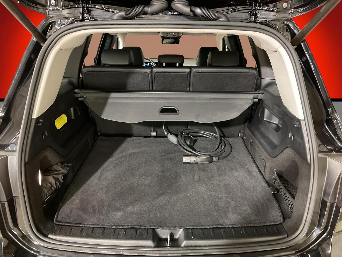 Mercedes-Benz EQB vaihtoauto