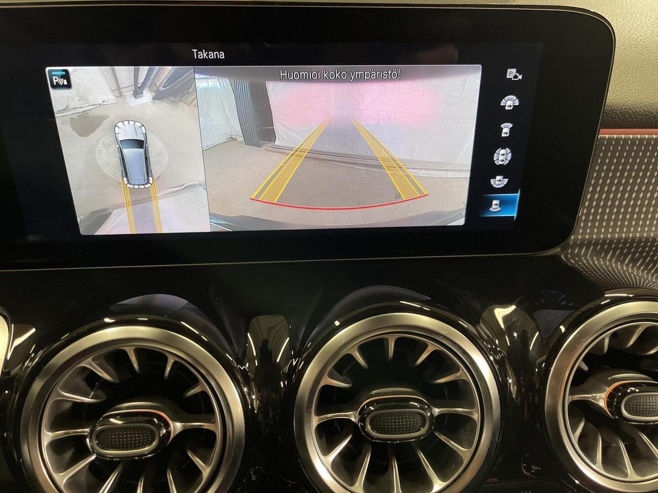 Mercedes-Benz EQB vaihtoauto